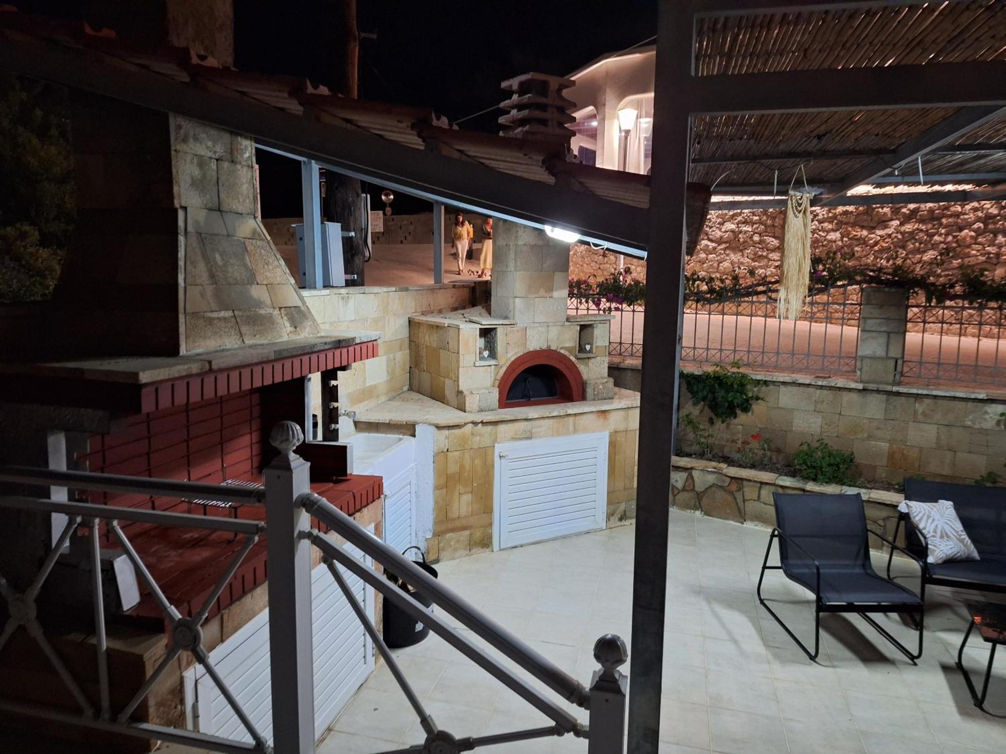 Pounedes Luxury Suites Pefki  Номер фото